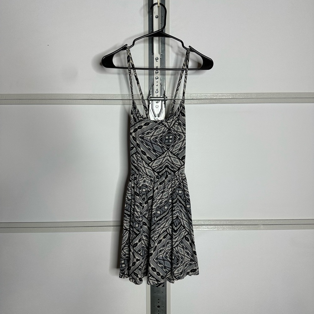 La Hearts Black and White Geometric Mini Dress